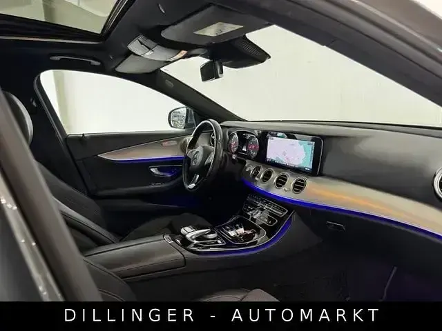 Gebraucht Mercedes E250 AMG line 211 PS (155 kW) 2017 Grau Limousine