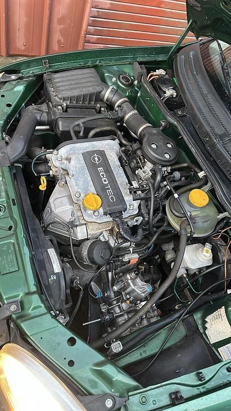 Gebraucht Opel Corsa 54 PS (39 kW) 1999 Grün Kleinwagen