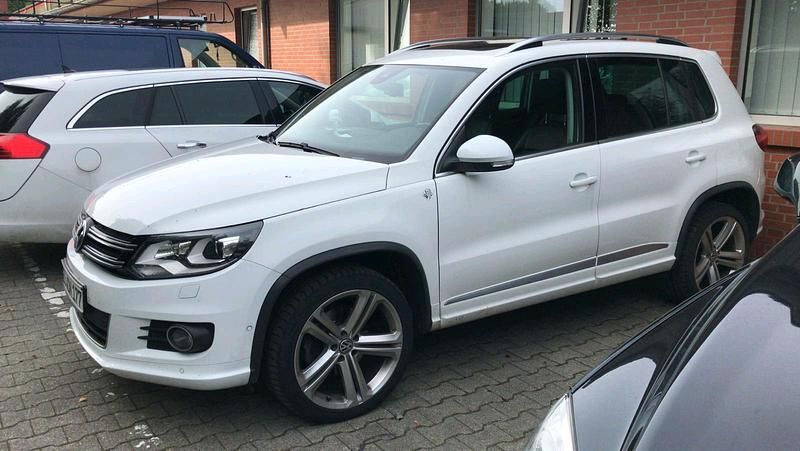 Weiß Gebraucht 2014 VW Tiguan R-line SUV | 11.499 € (Fairer Preis) - Bild 1/4