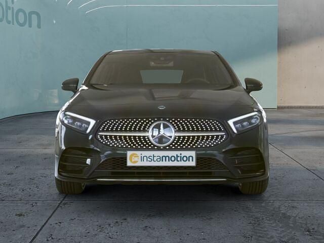 Gebraucht Mercedes A180 116 PS (85 kW) 2021 Schwarz Limousine