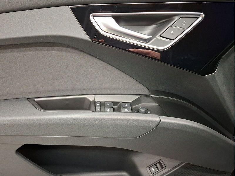 Gebraucht Audi Q4 Sportback e-tron 125 kW (170 PS) 2023 Schwarz SUV