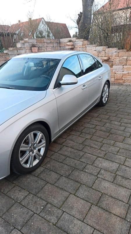 Gebraucht Audi A4 143 PS (105 kW) 2008 Silber Limousine