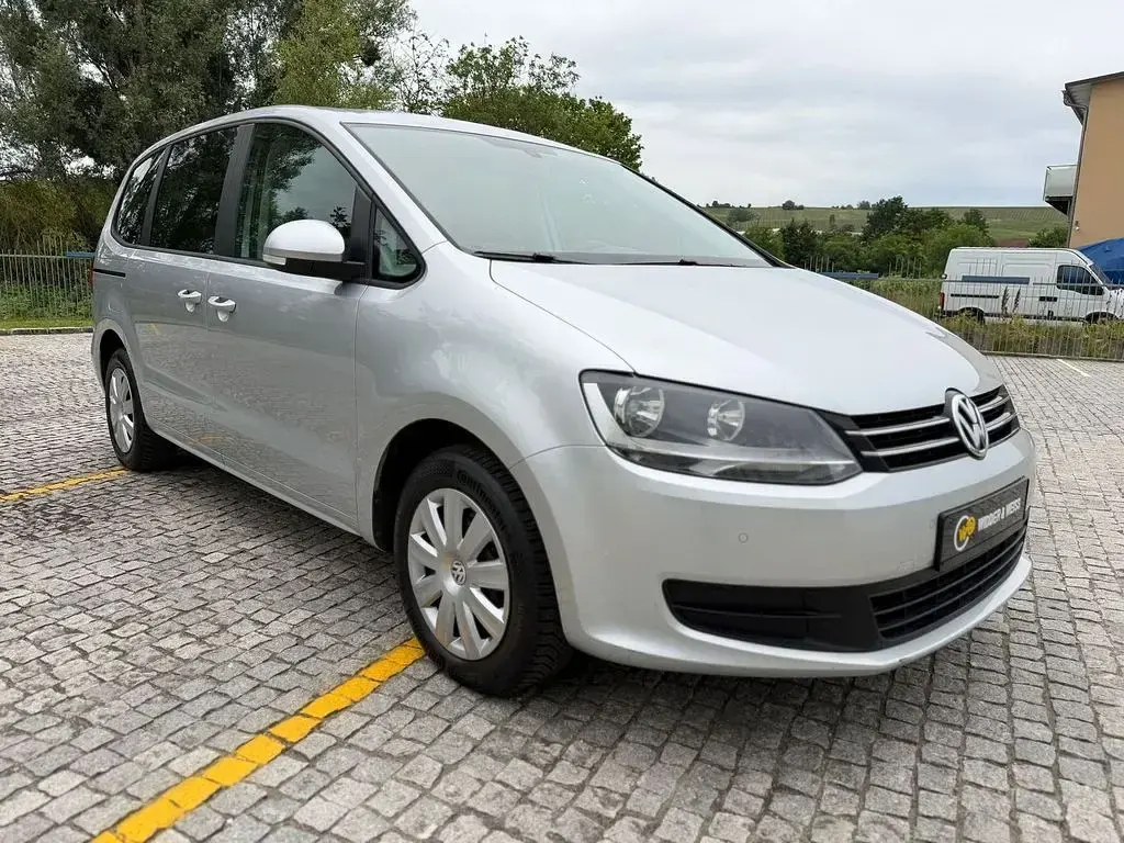 Gebraucht VW Sharan 140 PS (102 kW) 2013 Silber Van / Kleinbus
