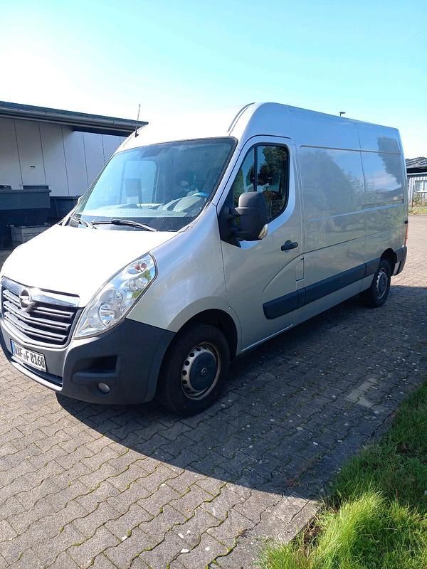 Silber Gebraucht 2013 Opel Movano Van | 10.900 € (Teuer) - Bild 1/4