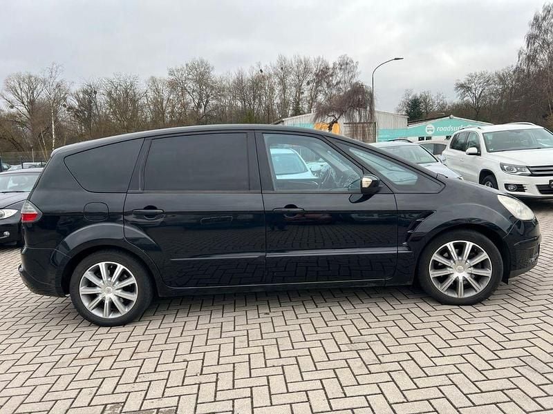 Gebraucht Ford S-MAX Titanium 131 PS (96 kW) 2007 Schwarz Van / Kleinbus