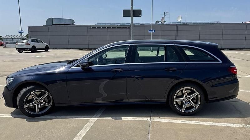 Second-hand Mercedes E300 AMG 306 CP (225 kW) 2020 Break