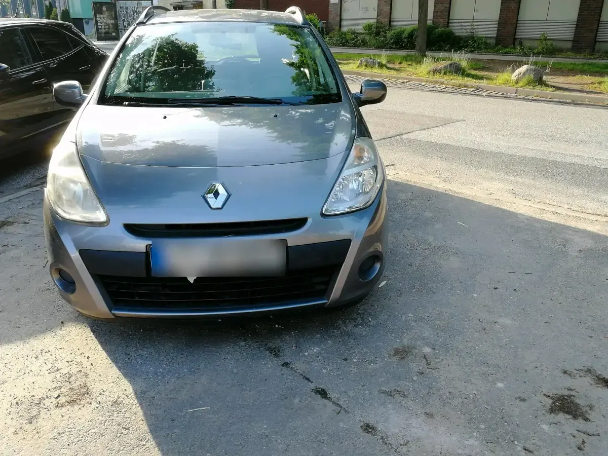 Gebraucht Renault Clio GrandTour 75 PS (55 kW) 2012 Grau Kombi