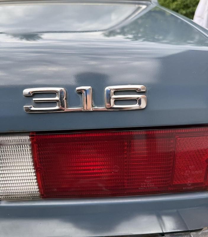 Blau Gebraucht 1979 BMW 316 Limousine | 5.800 € - Bild 1/4