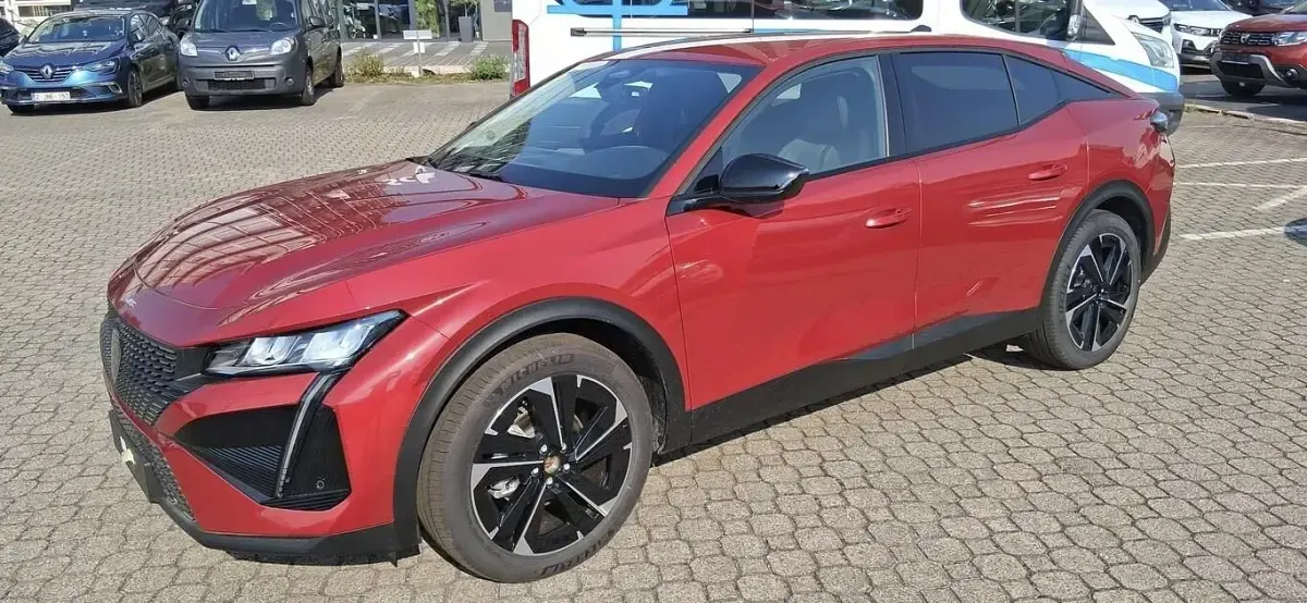 Neu Peugeot 408 Allure 136 PS (100 kW) 2026 Elixir rot SUV