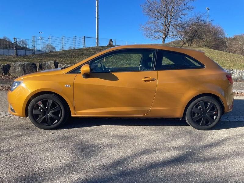 Gebraucht Seat Ibiza SC Reference 86 PS (63 kW) 2012 Orange Kleinwagen