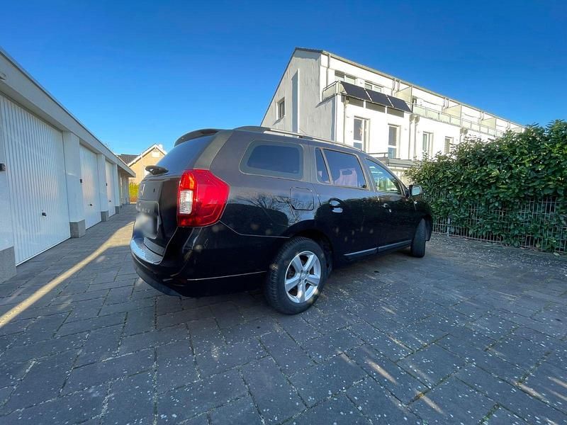 Gebraucht Dacia Logan MCV Lauréate 73 PS (53 kW) 2017 Schwarz Kombi