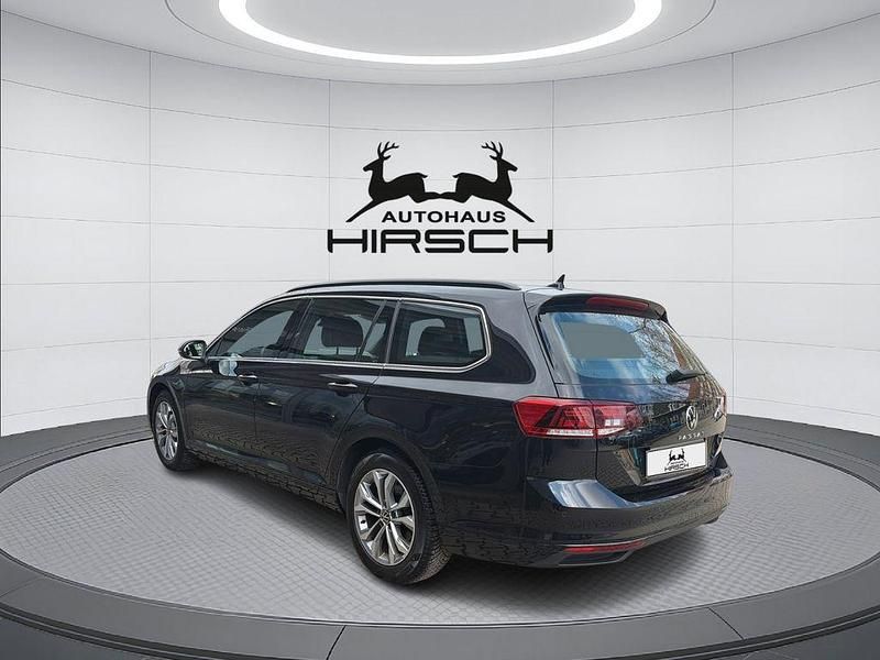 Gebraucht VW Passat Business 190 PS (139 kW) 2022 Schwarz Kombi