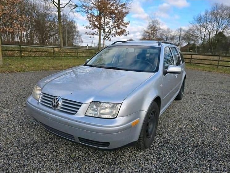 Gebraucht VW Jetta 100 PS (73 kW) 2004 Silber Kombi