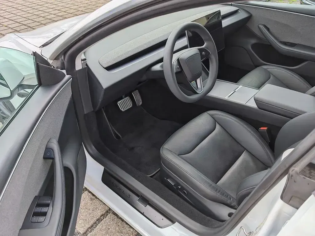 Usado Tesla Model 3 208 kW (283 CV) 2024 Blanco Berlina
