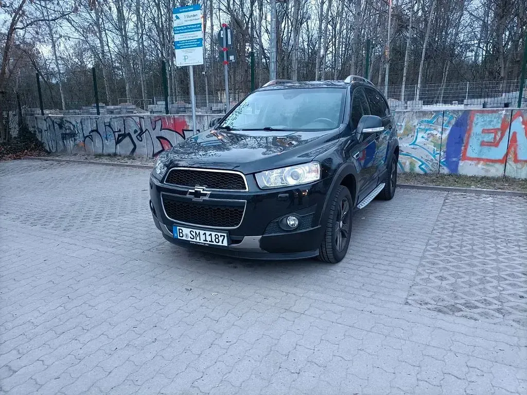 Gebraucht Chevrolet Captiva LT 163 PS (119 kW) 2012 Schwarz SUV
