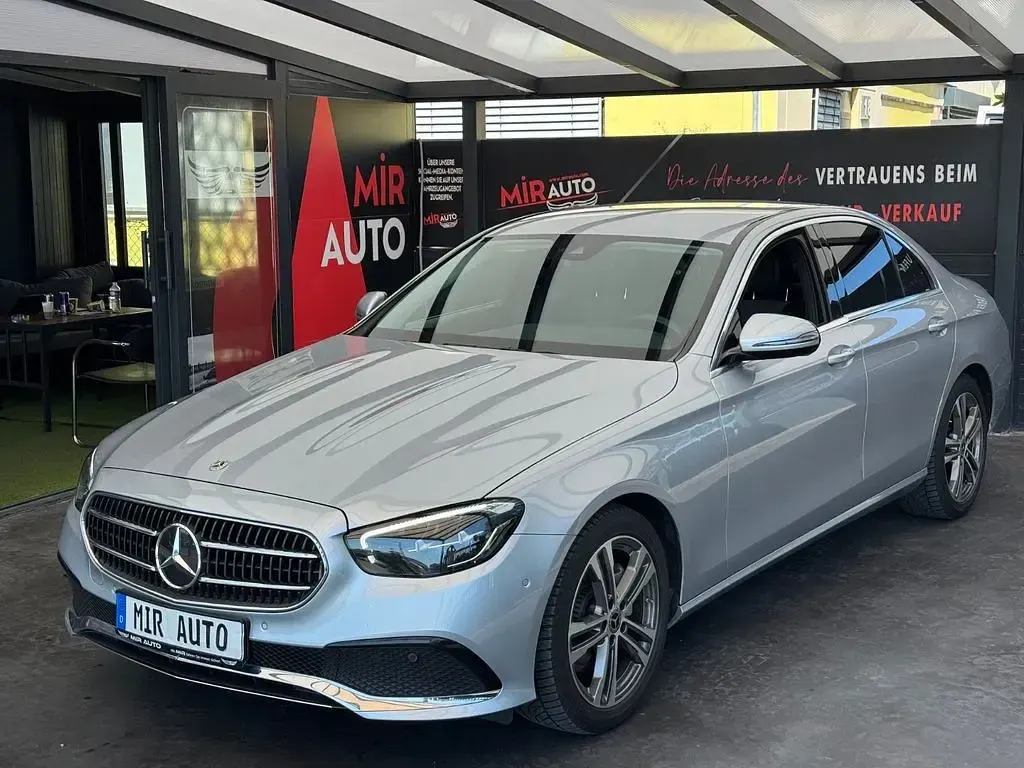 Gebraucht Mercedes 220 200 PS (147 kW) 2023 Silber Limousine