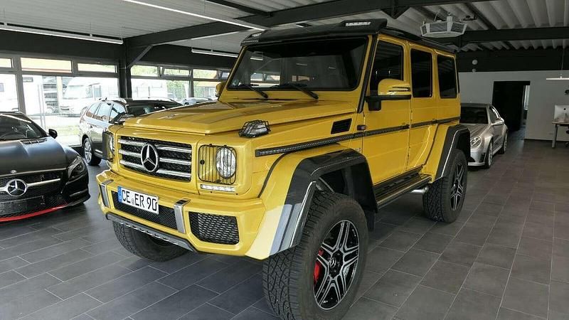 Grau Gebraucht 2016 Mercedes G500 4x4² SUV | 119.980 € - Bild 1/4