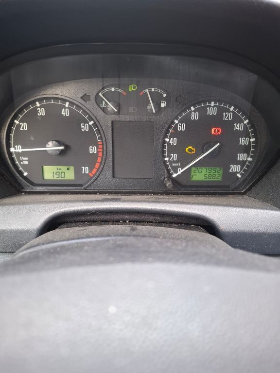 Grau Gebraucht 2003 Skoda Fabia Exact Limousine | 800 € (Guter Preis) - Bild 1/4
