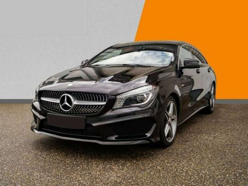 Schwarz Gebraucht 2016 Mercedes CLA250 Shooting Brake AMG line Kombi | 22.750 € (Teuer) - Bild 1/4