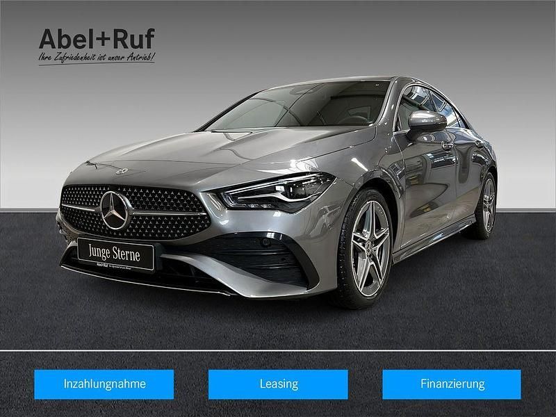 Lack mountaingrau Gebraucht 2024 Mercedes CLA200 Advanced Coupé | 34.989 € (Fairer Preis) - Bild 1/4