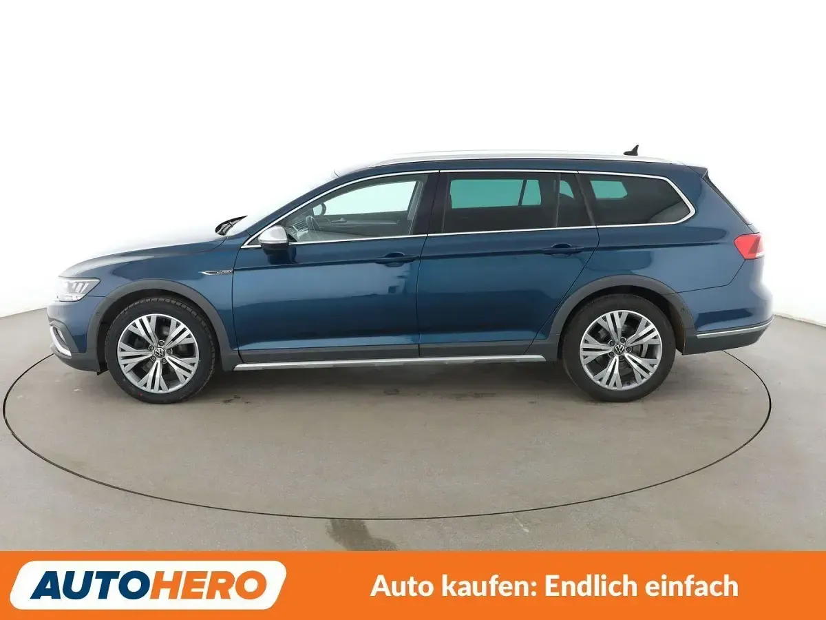 Gebraucht VW Passat Alltrack 200 PS (147 kW) 2020 Blau Kombi