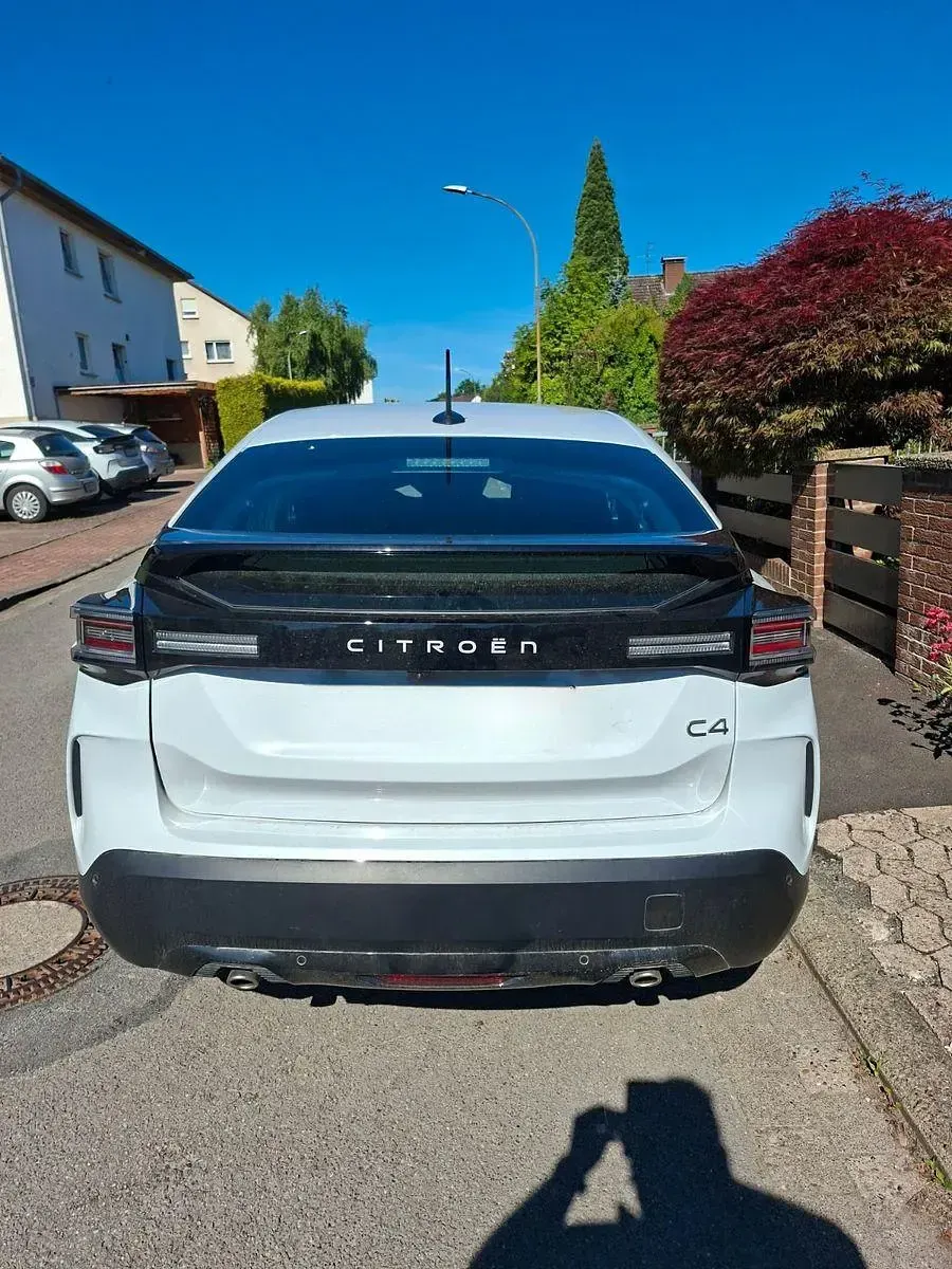 Gebraucht Citroën C4 131 PS (96 kW) 2025 Weiß SUV