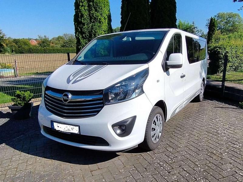 Weiß Gebraucht 2019 Opel Vivaro Van | 25.000 € - Bild 1/4