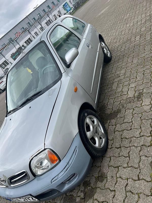 Gebraucht Nissan Micra 60 PS (44 kW) 2002 Silber Kleinwagen