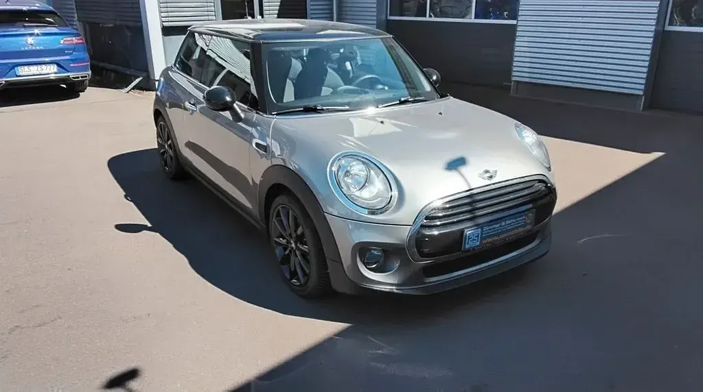 Gebraucht Mini Cooper 136 PS (100 kW) 2018 Silber Kleinwagen