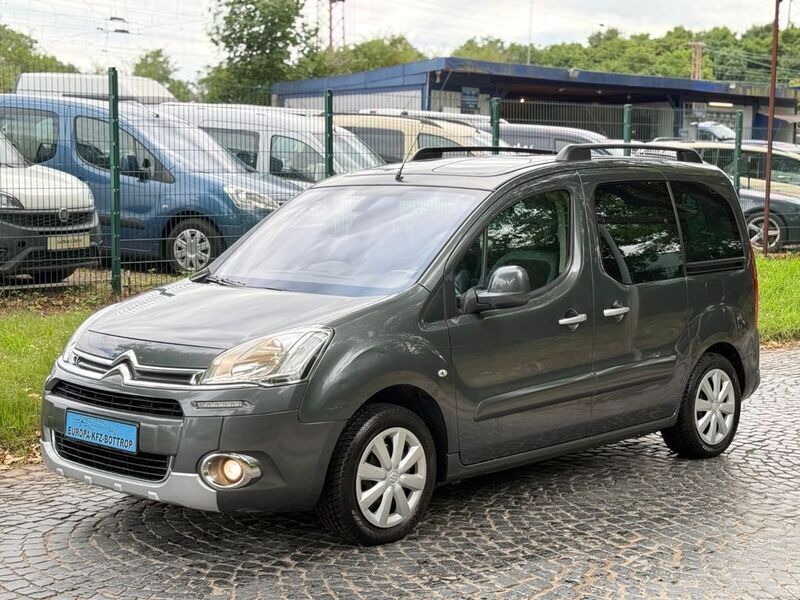 Grau Gebraucht 2014 Citroën Berlingo SELECTION Van / Kleinbus | 5.499 € (Superpreis) - Bild 1/4
