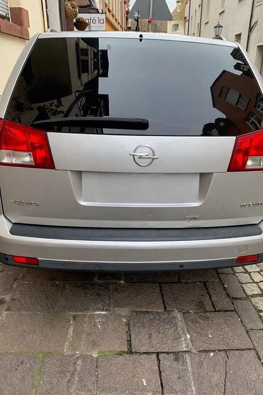Gebraucht Opel Vectra 120 PS (88 kW) 2008 Grau Kombi