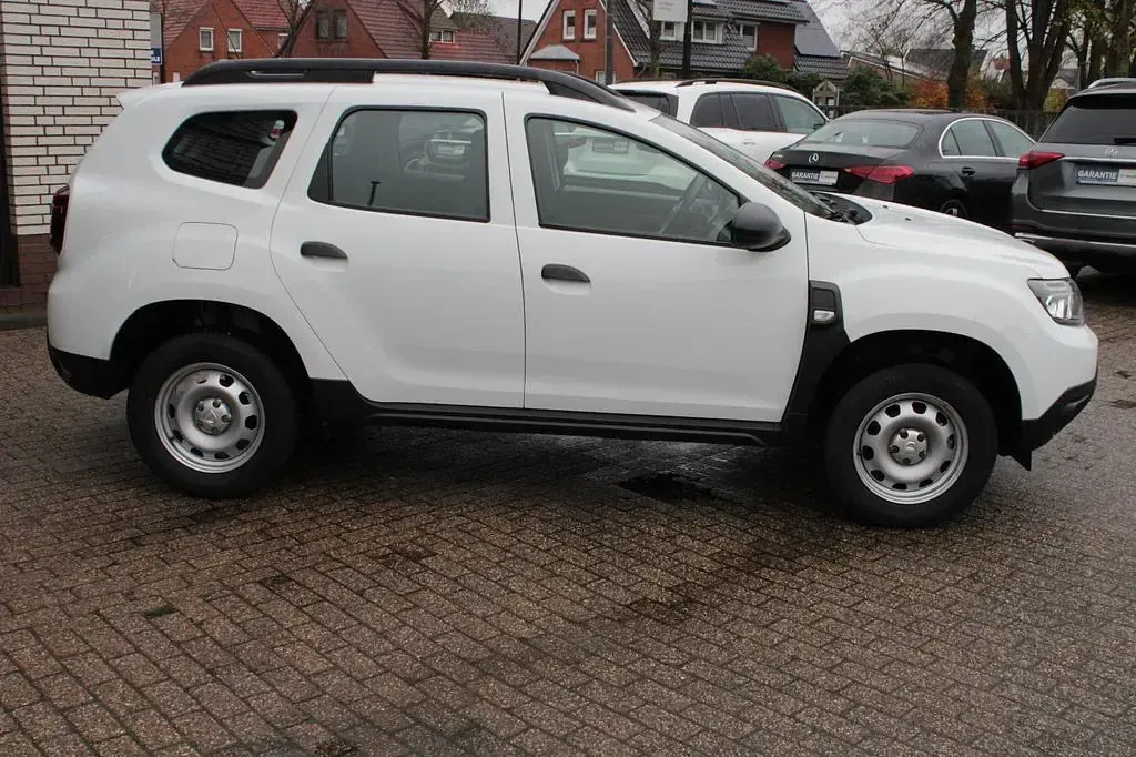 Gebraucht Dacia Duster Essentiel 101 PS (74 kW) 2022 Weiß SUV