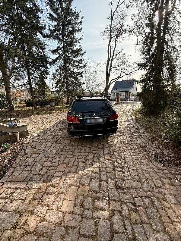 Gebraucht Mercedes E350 251 PS (184 kW) 2013 Schwarz Kombi