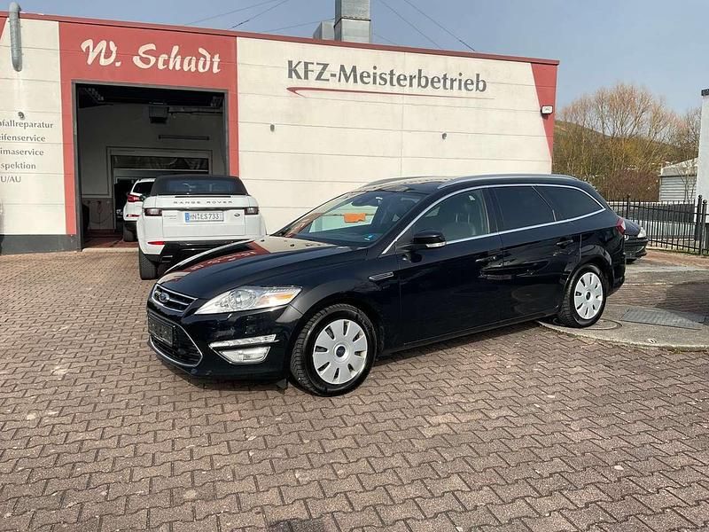 Gebraucht Ford Mondeo 140 PS (102 kW) 2013 Pantherschwarz Kombi
