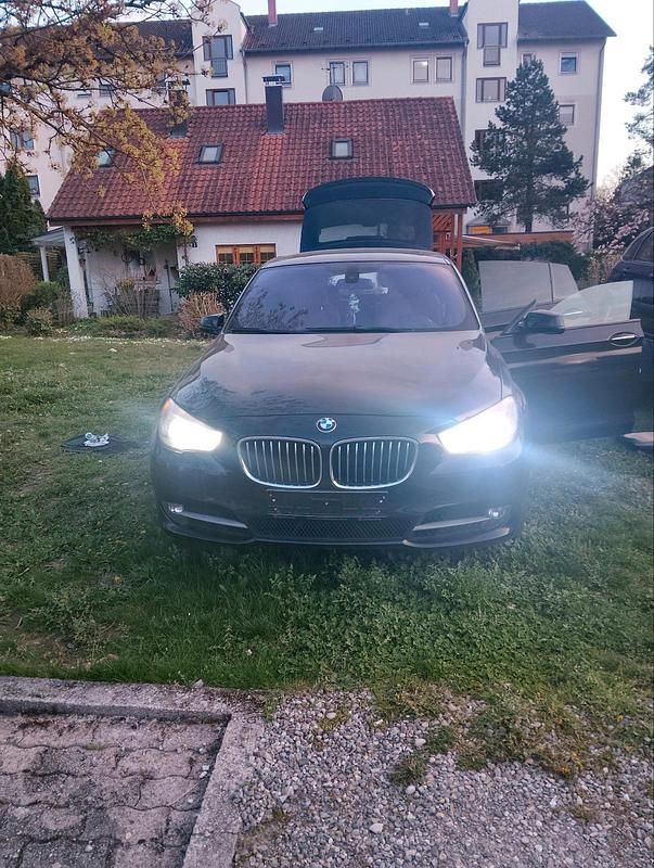 Gebraucht BMW 530 245 PS (180 kW) 2010 Schwarz Limousine