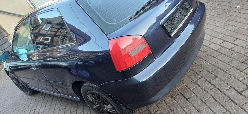 Gebraucht Audi A3 102 PS (75 kW) 2001 Blau Kleinwagen