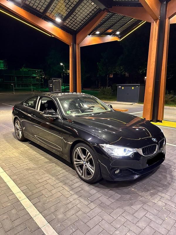 Schwarz Gebraucht 2015 BMW 420 Sport Line Coupé | 17.000 € (Fairer Preis) - Bild 1/4