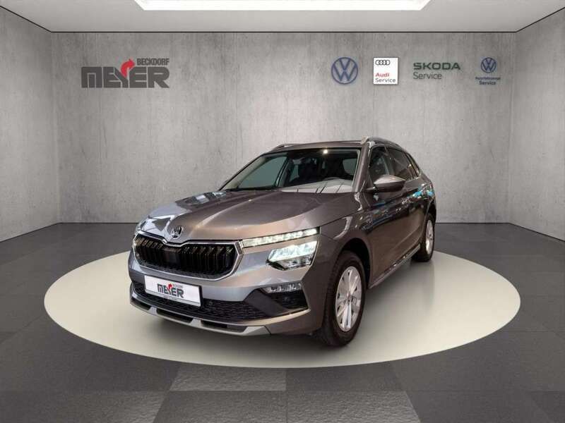 Graphitegrau Gebraucht 2024 Skoda Kamiq Selection SUV | 25.690 € (Fairer Preis) - Bild 1/4