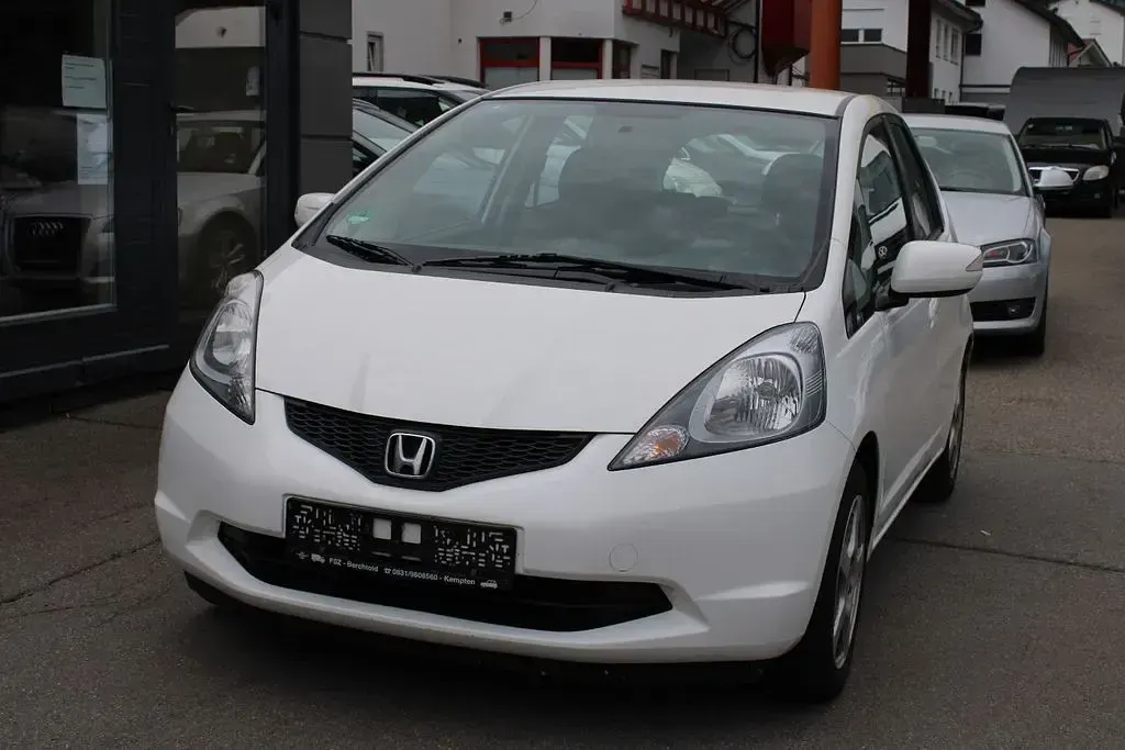Gebraucht Honda Jazz Comfort 99 PS (72 kW) 2011 Weiß Kleinwagen