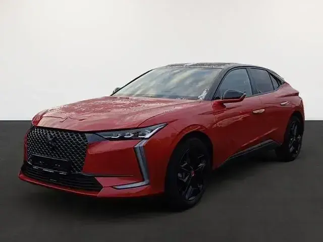 Gebraucht DS Automobiles DS4 Performance Line Plus 131 PS (96 kW) 2023 Lackierung peperoncino red/typ aussenverkleidung metalliclackierung SUV