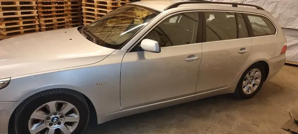 Second-hand BMW 520 177 CP (130 kW) 2008 Argintiu Break