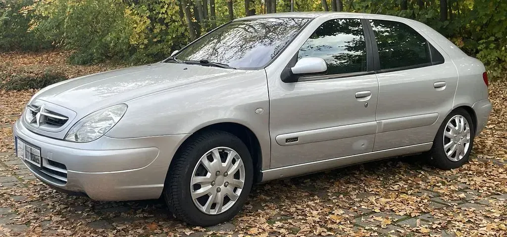 Gebraucht Citroën Xsara 109 PS (80 kW) 2002 Silber Limousine