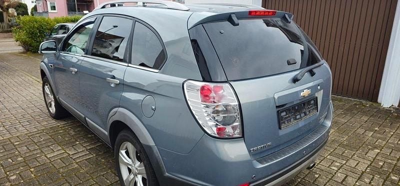Gebraucht Chevrolet Captiva LTZ 184 PS (135 kW) 2012 Grau SUV