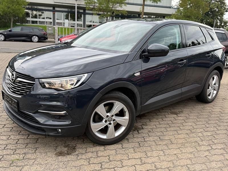 Grau Gebraucht 2018 Opel Grandland X Edition SUV | 9.499 € (Fairer Preis) - Bild 1/4