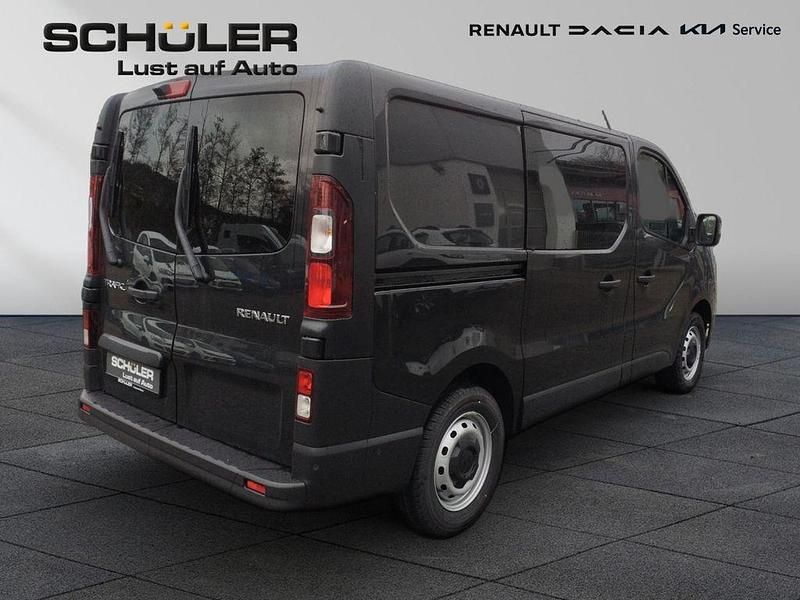 Neu Renault Trafic Komfort 110 PS (80 kW) 2026 Schwarz Van / Kleinbus