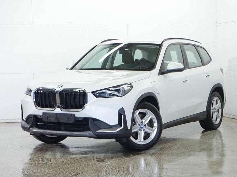 Gebraucht BMW X1 Performance 328 PS (241 kW) 2024 Mineralweiß (weiß) SUV