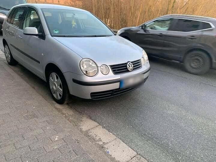 Gebraucht VW Polo 75 PS (55 kW) 2002 Grau Limousine