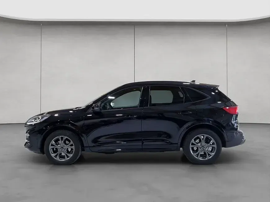 Gebraucht Ford Kuga ST-Line X 224 PS (164 kW) 2022 Schwarz SUV