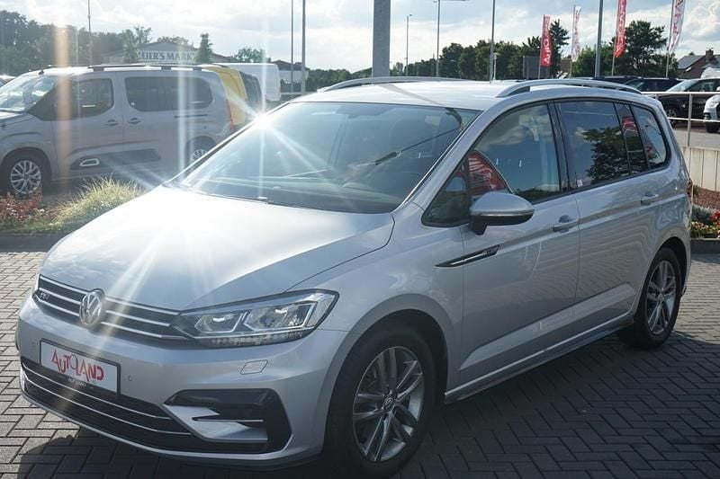 Silber Gebraucht 2019 VW Touran R-line Van / Kleinbus | 24.990 € (Superpreis) - Bild 1/4