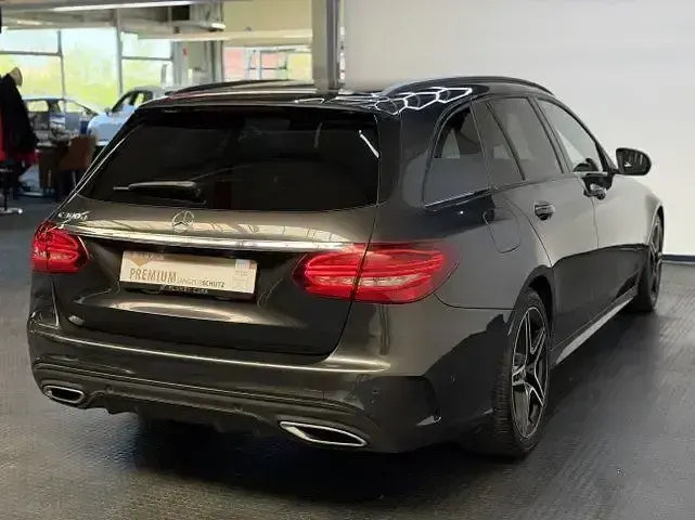Gebraucht Mercedes C300 AMG 245 PS (180 kW) 2020 Grau Limousine